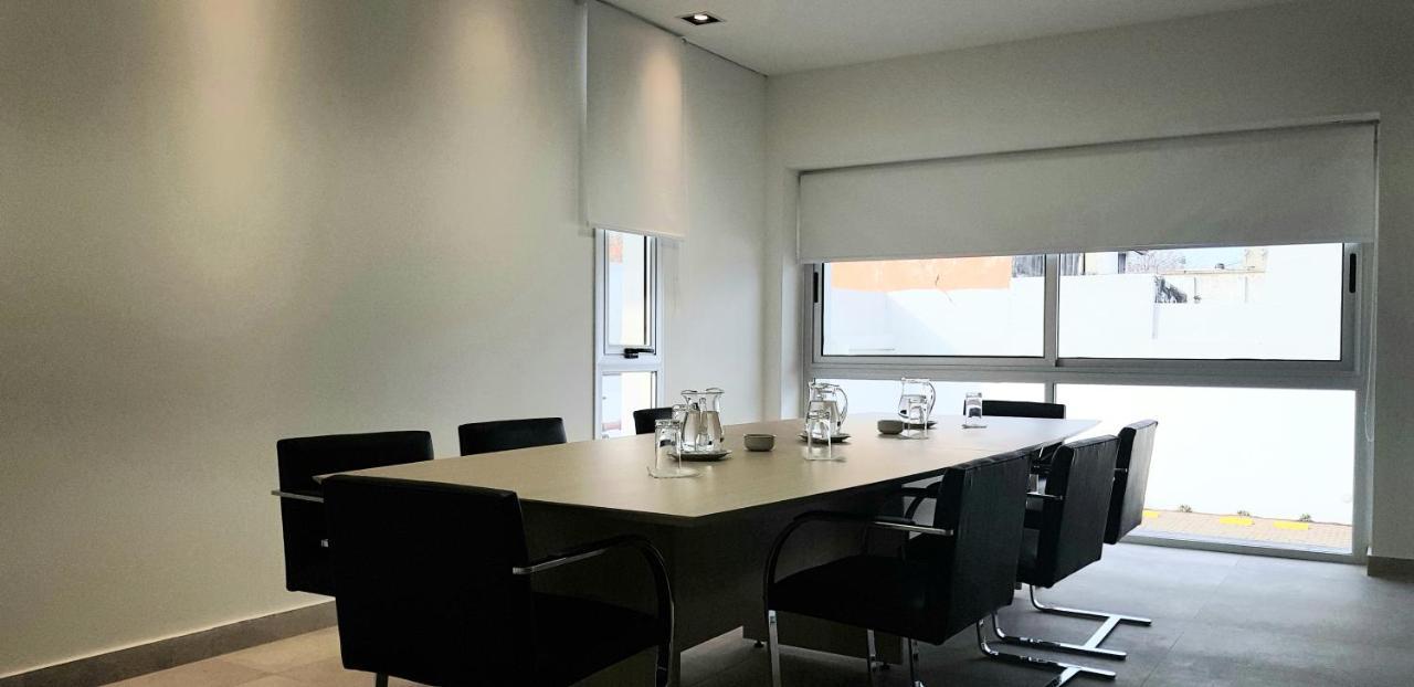 Rental Suites Campana Esterno foto