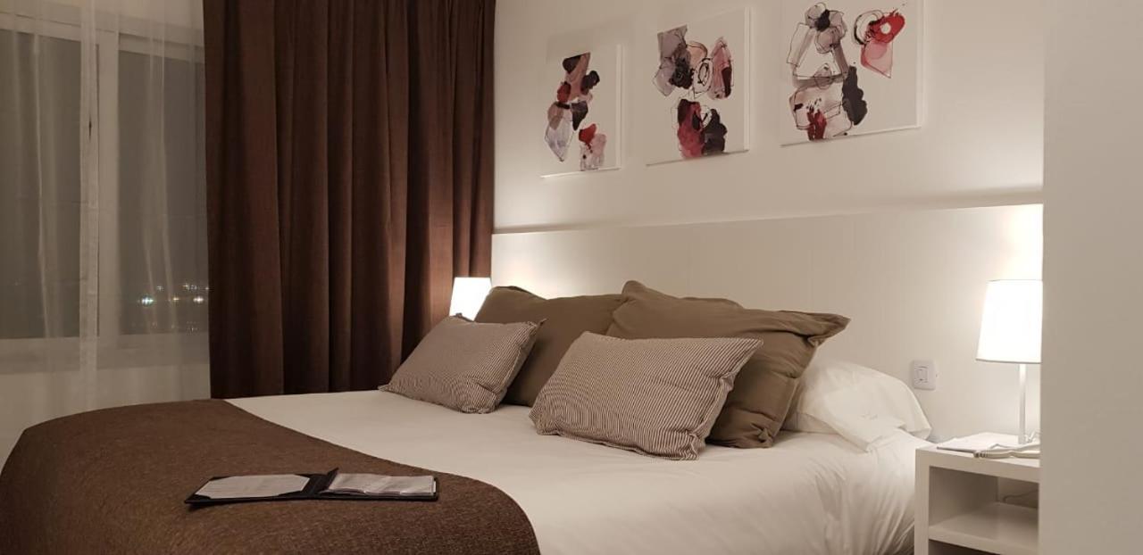 Rental Suites Campana Esterno foto